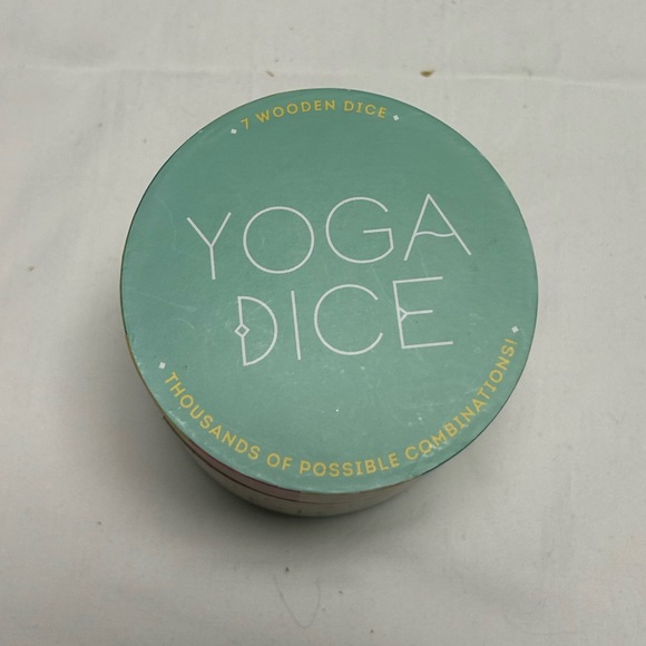 Yoga Dice by Chronicle Books - Picture 4 of 5
